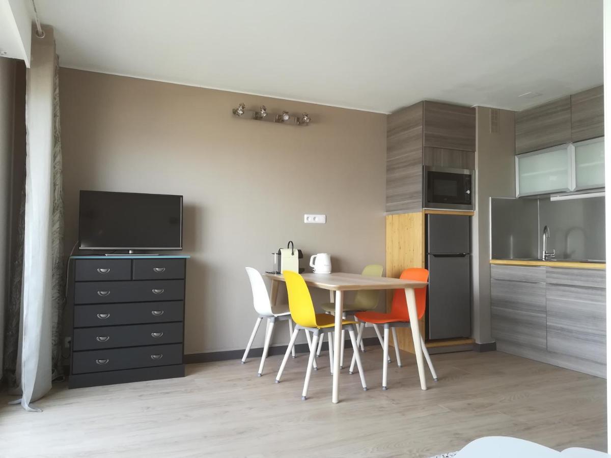 Appartement 1Ere Ligne Vue Port Avec Balcon, Piscine Agde Bagian luar foto