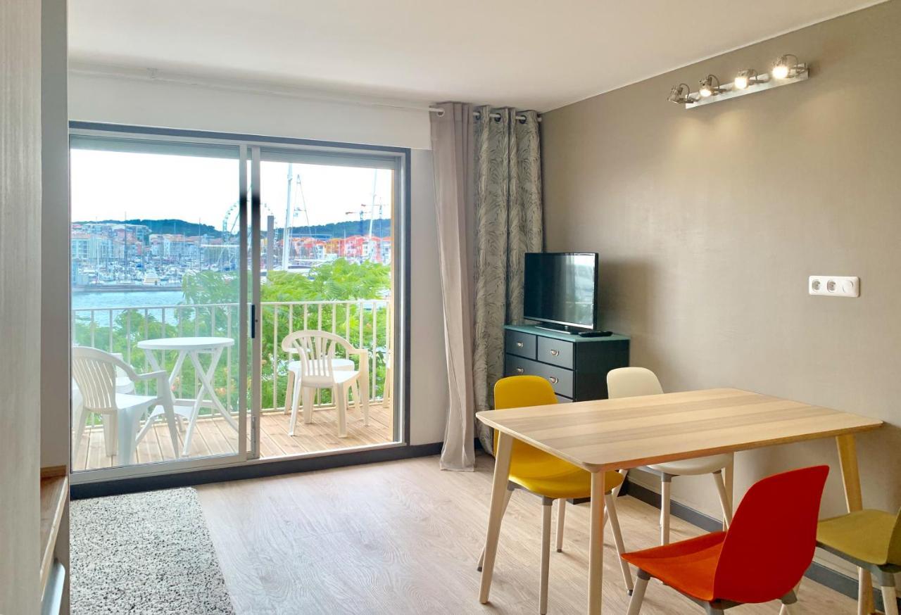 Appartement 1Ere Ligne Vue Port Avec Balcon, Piscine Agde Bagian luar foto